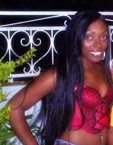 Menina ke é apaixonada pelas coisas da vida.Aquela q ri de tudo, e chora por nada.. qe sempre q presisa vai estar aqui por mais longe que esteja,