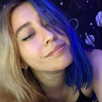 muffinmaldito's profile picture. Graphic Designer • Selenophile ☾ •