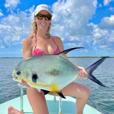 Fishing Babe 🎣 YouTuber 585,000+ Subscribers‼️ Make sure to check out my link for the 🌶️ stuff 🔥