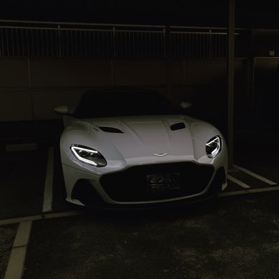 BMW M6 →マセラティ グラントゥーリズモmc →ポルシェ 911.2gt3→DBS Superleggera→812super fast→ウラカンEVO&ディフェンダー110→ベントレー フライングスパー→g63→R35nismo&マカンgts納車😂