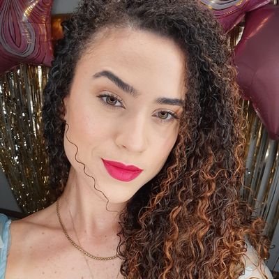 anabiaveiga's profile picture. 