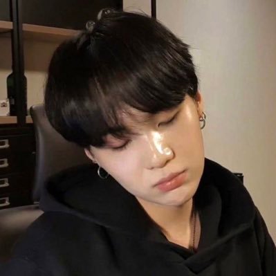 yngbff's profile picture. live laugh love jimin