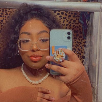 blueeoff's profile picture. Y I K E S