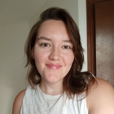 Associate Managing Editor, Poetry @VariantLit. Poetry Reader @rivermouthrev. 
Animal Unfit @BellePointPress. Poems in @3pennyreview, @Poetry_Daily, @IHLR