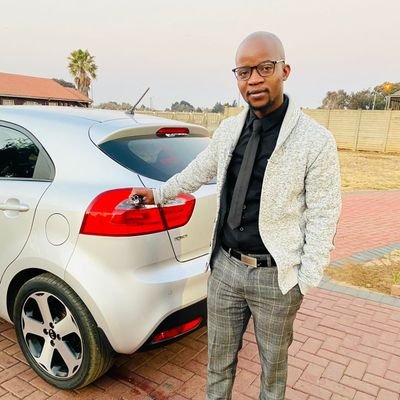 TosaReginald1's profile picture. Champagne of genders yes I am the man 🍾🍾