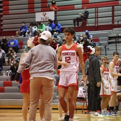 Ochs 6’6 g/f Junior|Oregon Prospects #7|4.29 GPA Dylan.westermeyer@gmail.com | 971-413-9828