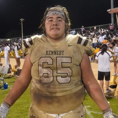 2023 | 5 11 | 290lb | College of the Canyons (Valencia, CA) | GPA | 6.6 40 |