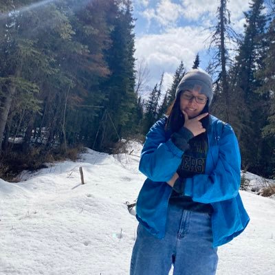 lopez_vanessa03's profile picture. 