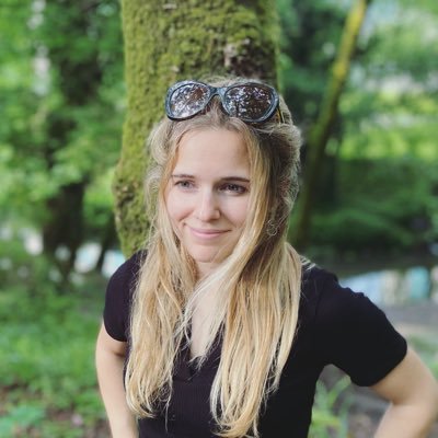 kubrusli's profile picture. 👩‍💻UI/UX Web Design & Marketing online