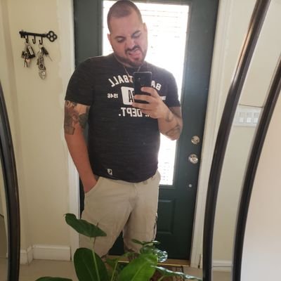 keepitmovingD9's profile picture. 