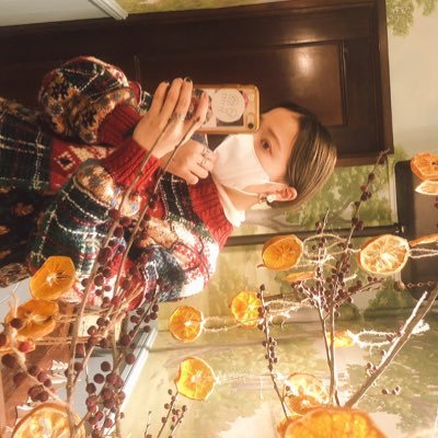 starruby_lip's profile picture. 音楽とごはん。 時々勉強と仕事。 言いたいことを気にせず言う方。