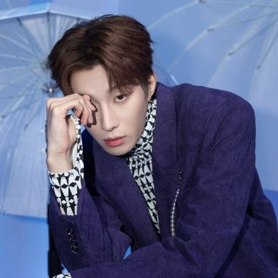 OSCAR WANG | ANSWER •
OFFICIAL GLOBAL FANBASE • 🇧🇷|🇨🇳 • 🐻🐻🐻