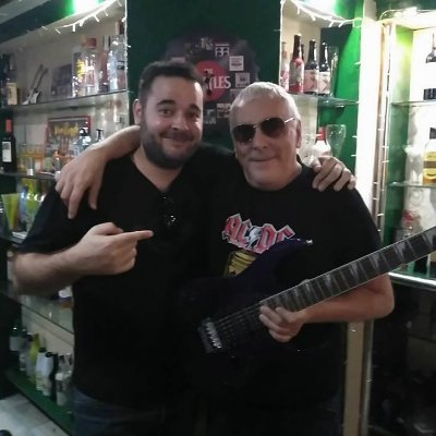 mlrm2's profile picture. salud y rock and rolllll