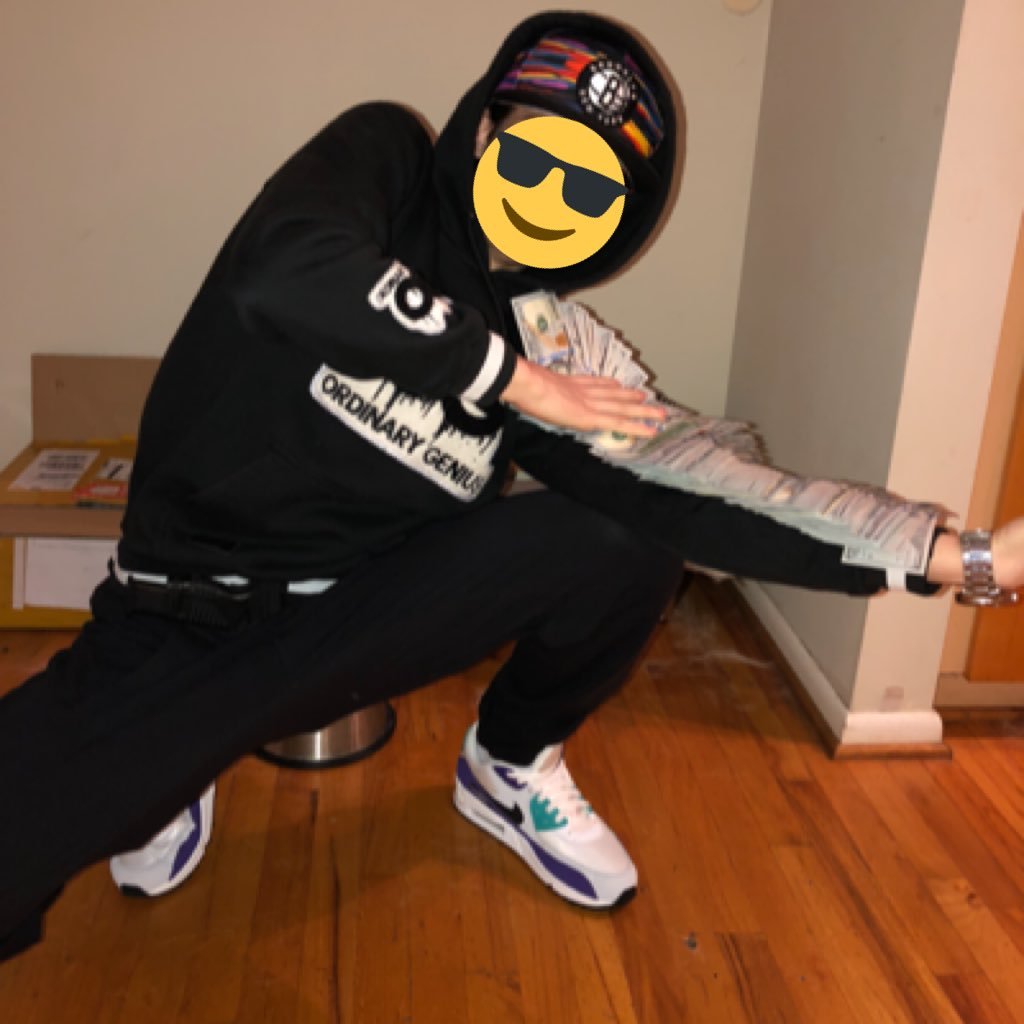 ph0pkinz's profile picture. 