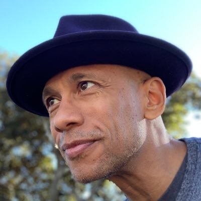 Award winning narrator | Performer | Mindset guy
