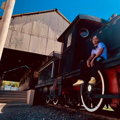 10111_Lebza's profile picture. Pull stack developer || Matthew 6:34 || Vorsprung durch Technik