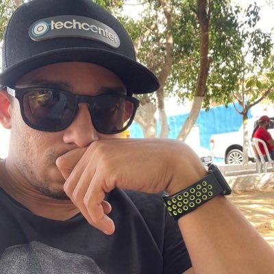 Quero conhecer o mundo inteiro com um palmo de profundidade!