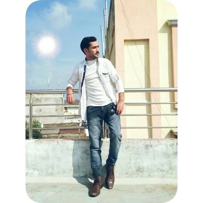 Stay single, 
untill someone match ur loyality🤘