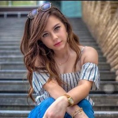 Besansmail1's profile picture. 💚💚