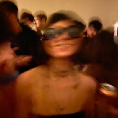 7dinaelhage's profile picture. um im confused