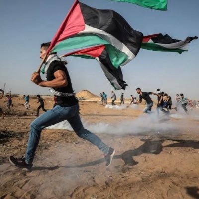 أُغرد من غَزْة المُحاْصَرة نُصرةً لِفلْسطين و قَضايا الأُمم العادِلة ✌🏻.                                               🇵🇸Free Palestine