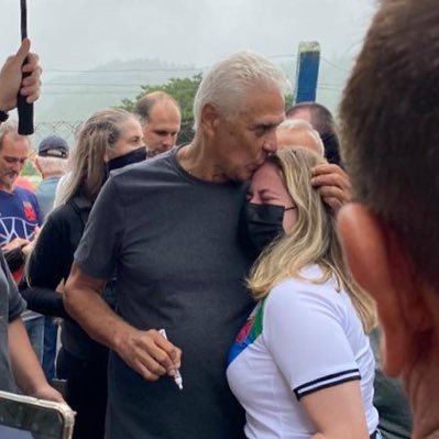 joicealbin_'s profile picture. 