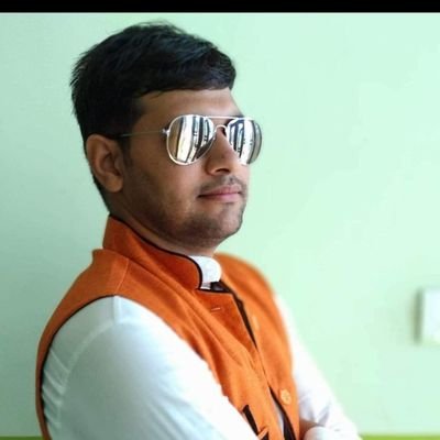 Jay83816445's profile picture. राजनीति विज्ञान में M.A. /भौतिक विज्ञान से https://t.co/7NXqm7815R / विशेष शिक्षा में हियरिंग इंपेयरमेंट से 2 ईयर डिप्लोमा /कलम का कबूतर /ठेठ देसी /मिट्टी का बेटा