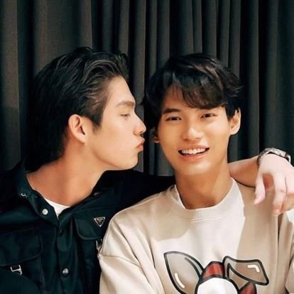 แอคนี้ใช้ฟอลกลับ+ปั่นเทรนนะคะ ฝากฟอลแอค @PpewithSup ด้วยค้าบ