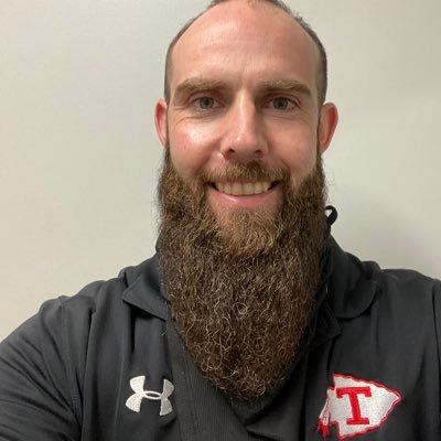 Husband. Father. Teacher. Coach. Just trying to be better at all of these. Thompson High School Track & Field/Cross Country Head Coach. @thompsontrackcc