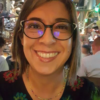 Socióloca en formación, colombiana indignada con tanta corrupción. Sueño una Colombia con igualdad y progreso para TODOS, no solo para unos pocos.