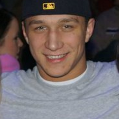 Profile Picture of Eric Christopher (@MrStoleUrChick) on Twitter