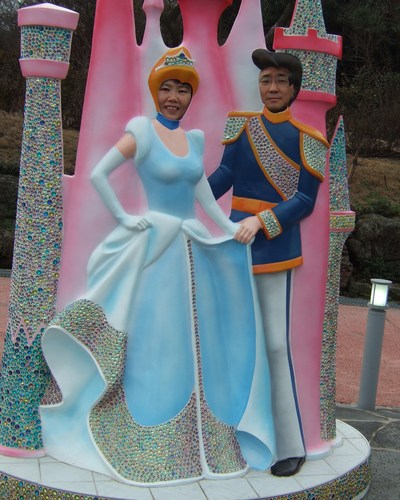 starkslee10's profile picture. 온라인 마케팅, 경력단절에서 벗어나 다시 연결하고자 !
일본어, 영어, 여행, 재교육