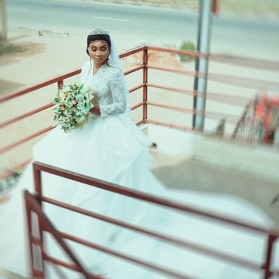The Shottakers is a wedding/portrait photography company that provides and guarantees it's clients with timeless, captivating, thrilling and beautiful images.