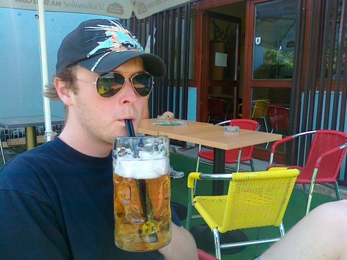 tomikutik's profile picture. 