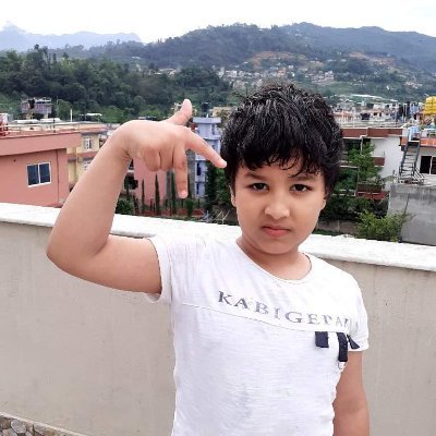 नेपाललाई माया गर्ने परिश्रमी नेपाली ।