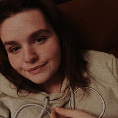Mám kolem sebe tolik odlišných lidi ale věřím jenom těm co mi dali něco do života 🤞❤️❤️