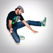 InteractionD's profile picture. My name is Xavier Gallego ( @eyesores ) and I work as ACD at R/GA designing experiences for Nike. In this account I will only post about UX and my inspirations.