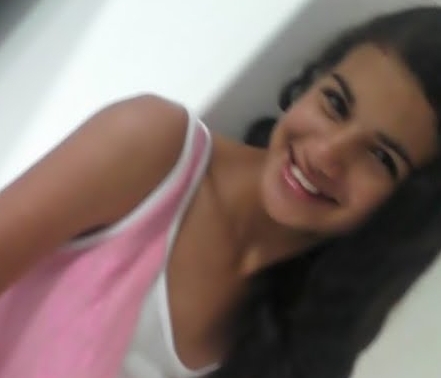 Jennefer, 11, Peixes, Qualquer tipos de musicas, amiga, companheira. Gostou? Segue ai *-*