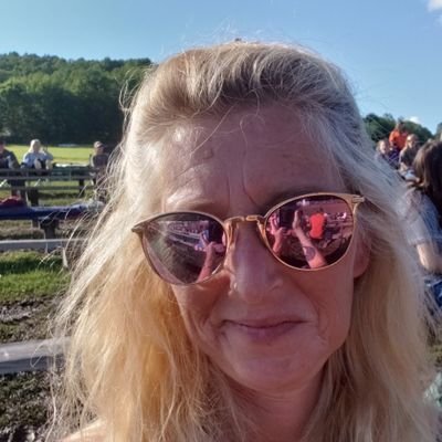 Homesteading in Western Ny. Self sustainable, prepping for the future.
Positive outlook on life and all that happens here around the homestead. Keep it REAL.
