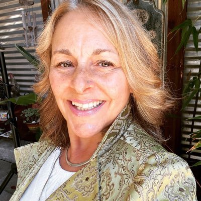 Melissa Santangelo has created a private day spa and vacation rentals in Santa Cruz. Media downloads that can help you find your Groovy Goddess! Look her up!