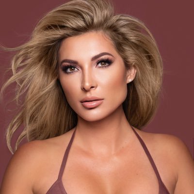 The Masterclass™ Organizer & “that nurse on TV” NY Med (ABC) Want to lose weight? https://t.co/N4zRhNI3G5 -IG @NursinaMarina - 🇦🇱NYC