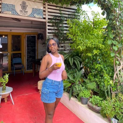 ApelyStella's profile picture. Funny baker👩🏾‍🍳❤️... Come and Enjoy! Ne jamais hésiter d’ajouter un petit peu de lumière dans sa vie et dans celle des autres - #Team228