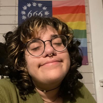 (she/her) MFA from UCF. writer/essayist/poet. editor. cat mom. 🏳️‍🌈 my chicken wings are mild but my anxiety sure isn’t | ACAB