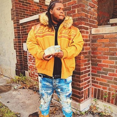 for Feat And Booking Art Work Or Video's Hit up vonworldkingroddy@gmail.com