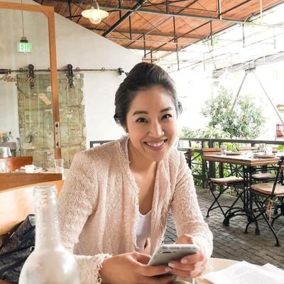 Shujun243609591's profile picture. 請不要拿我和別人比較