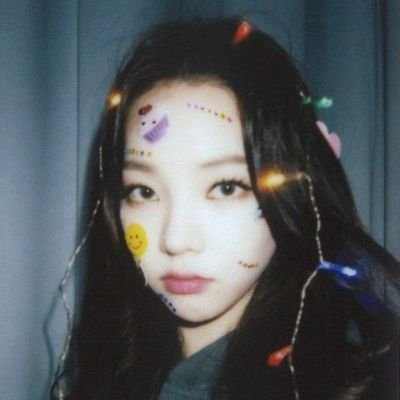Дейзи
@GFRDofficial @BTS_twt @yerinbaek @realfromis_9 @VIVIZ_official
@Konnect_YUJU @ENHYPEN_members
-》@rlo_d_jrtr (Has been hacked)
J'aime que Jay !