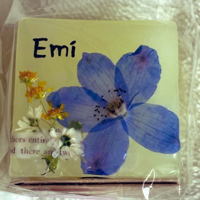 0126Tak's profile picture. 10万人に1〜2人と言われる希少がんGIST(一部破裂あり)発症(2019,12)にて噴門部から胃を半分切除(2020,1)。術後の経過観察と再発が高リスクな為、治療中(グリベック服用)です。2013,8から甲状腺のバセドウ病も投薬にて治療中。同病の方達と交流が出来れば嬉しいです。無言フォロー失礼します。介護福祉士。