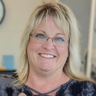 LoriMunhollon's profile picture. Just a simple gal trying to make an impact on her community!