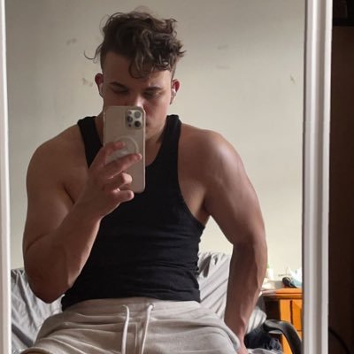 SadBoyVincent's profile picture. 