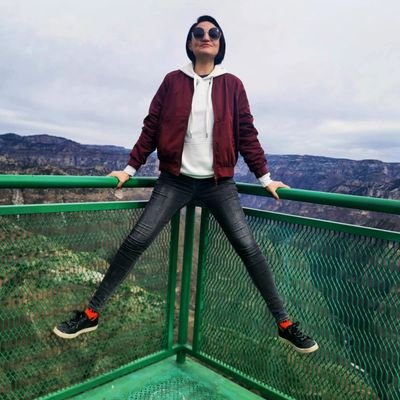 @la_utopica